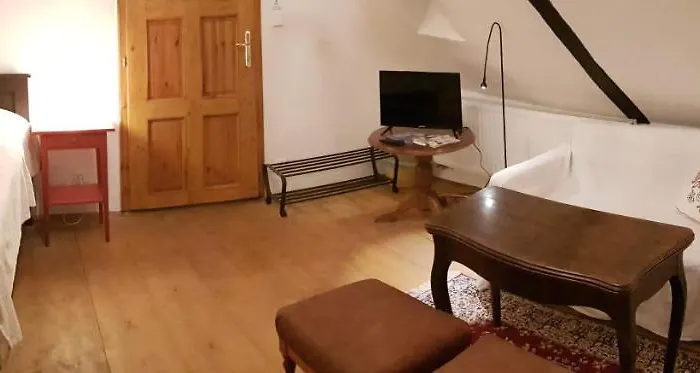 Guest house U Sv. Floriana 3*